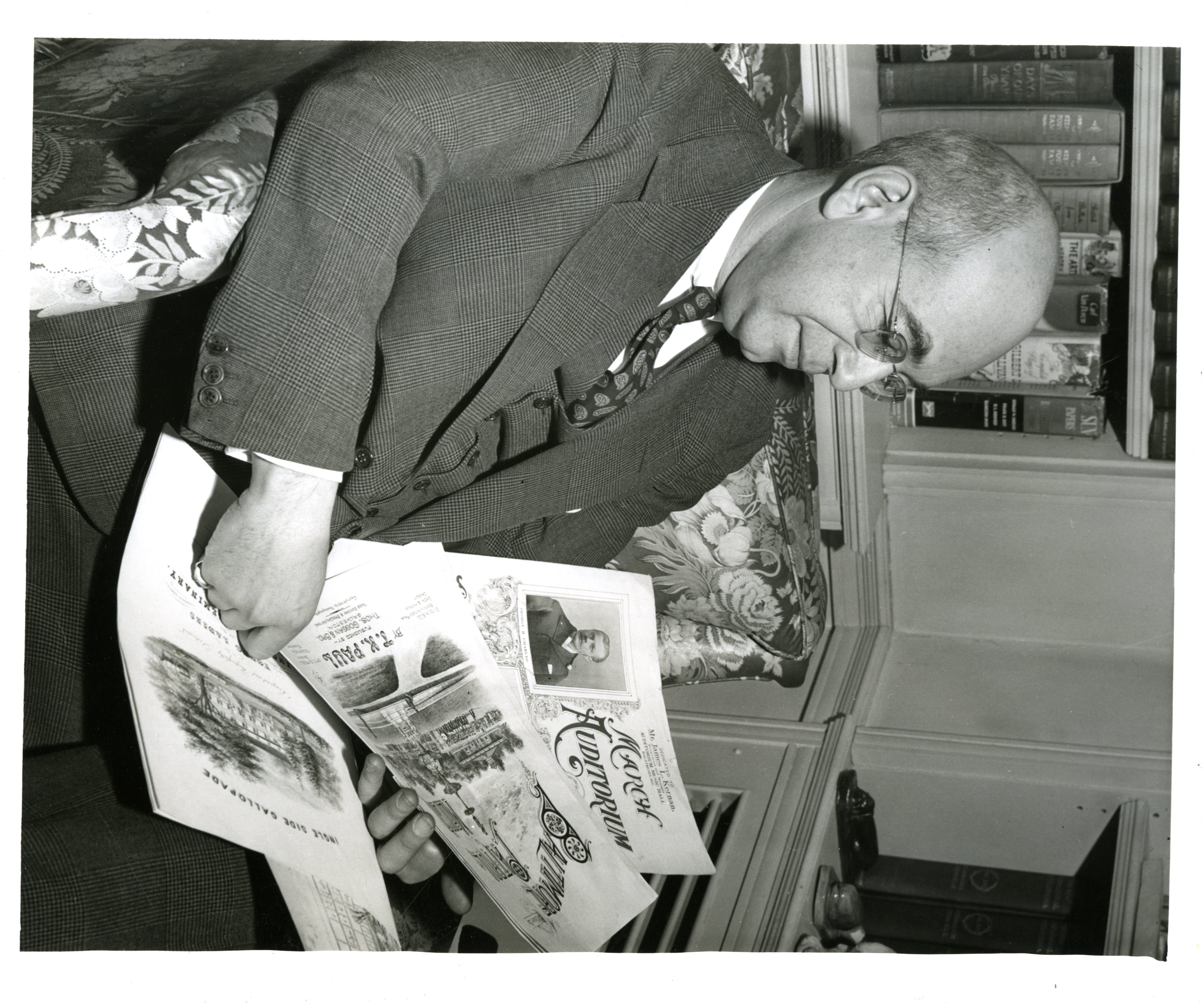 Lester Levy with his collection · Grace Notes in American History · Johns  Hopkins University